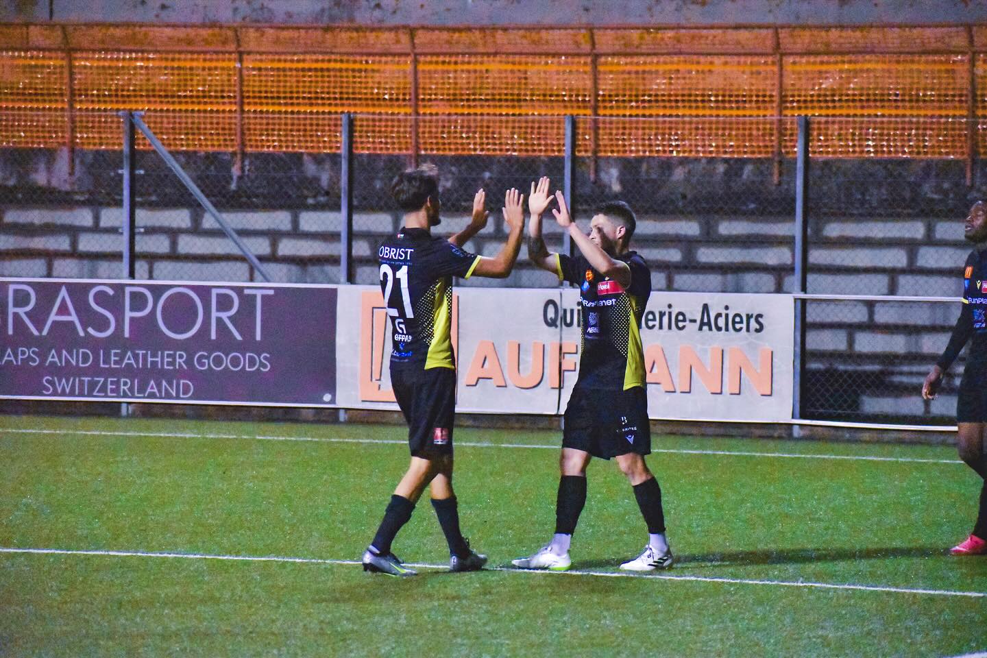 Football: Vevey renoue avec la victoire en 1ère ligue, alors que le sort s'acharne contre Monthey